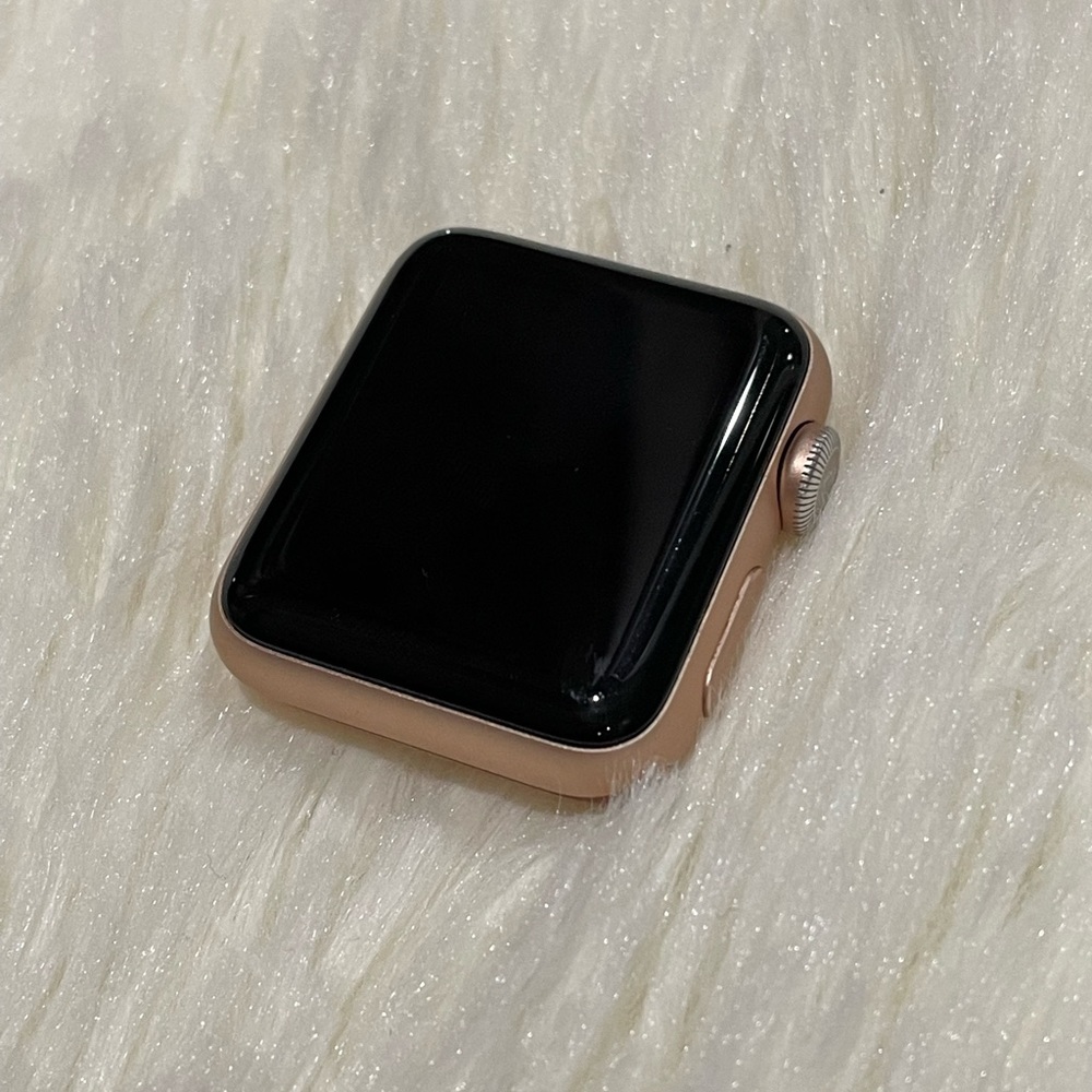 Series 3 Apple Watch Rose Gold 40mm